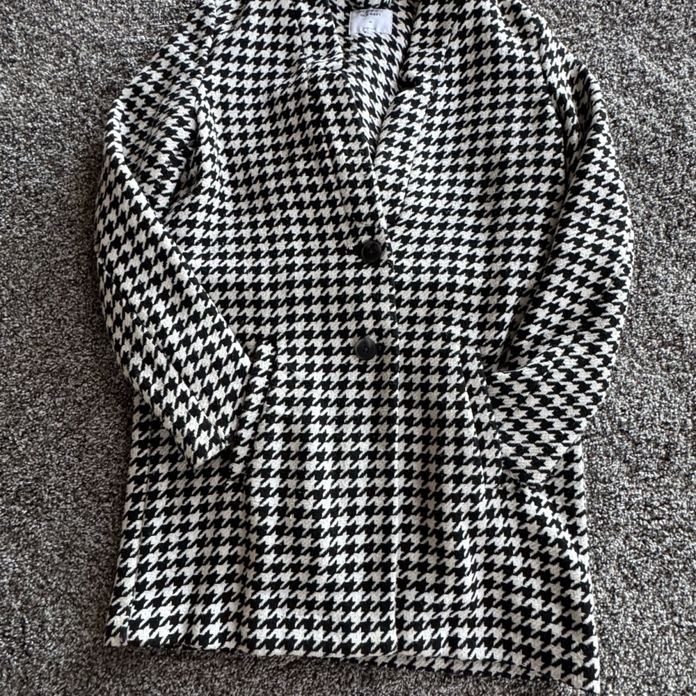 Houndstooth Black and White Blazer with Notched Lapel